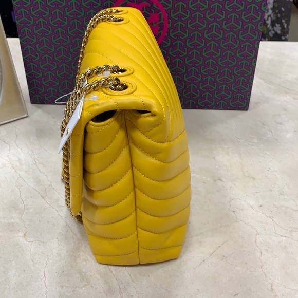 TORY BURCH KIRA CHEVRON CONVERTIBLE SHOULDER BAG - Picture 8 of 16